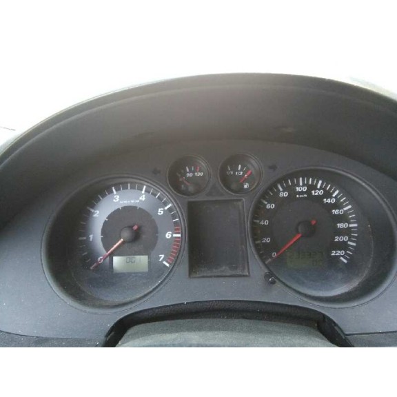 seat ibiza (6l1) del año 2002