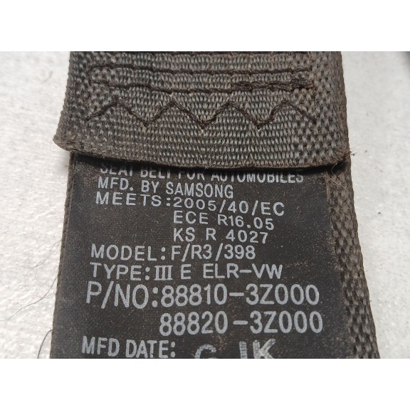 Recambio de pretensor airbag derecho para hyundai i40 cw gl comfort referencia OEM IAM 888203z000ry  