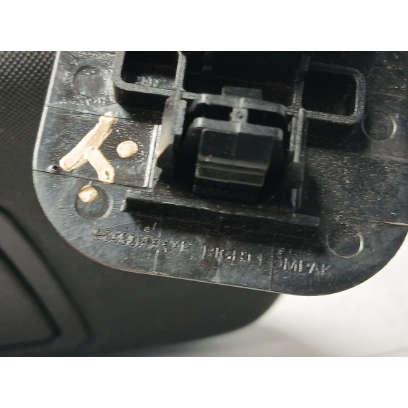 Recambio de parasol derecho para renault clio v referencia OEM IAM   