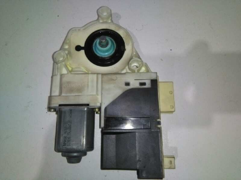 Recambio de motor elevalunas delantero derecho para citroën c4 coupe vtr referencia OEM IAM   