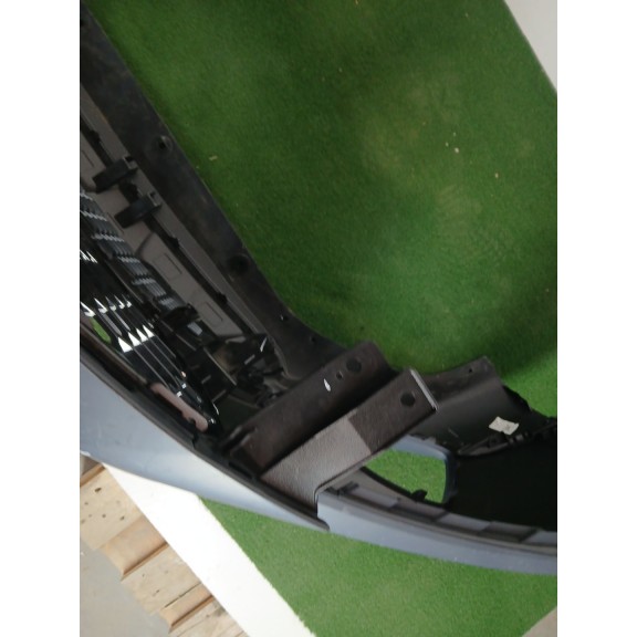 Recambio de paragolpes delantero para mg zs luxury referencia OEM IAM P10628329  