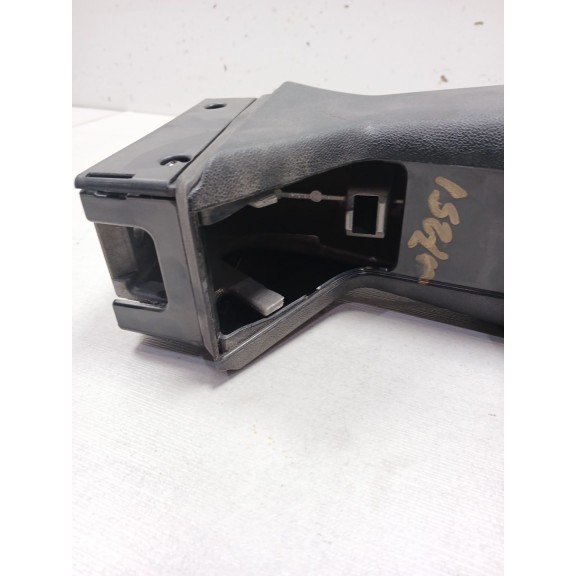 Recambio de consola central para fiat grande punto (199) 1.9 multijet sport (01.2007) referencia OEM IAM   APOYABRAZOS