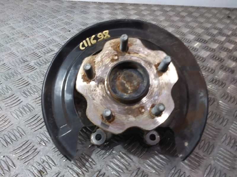 Recambio de mangueta trasera derecha para toyota auris hybrid active referencia OEM IAM   