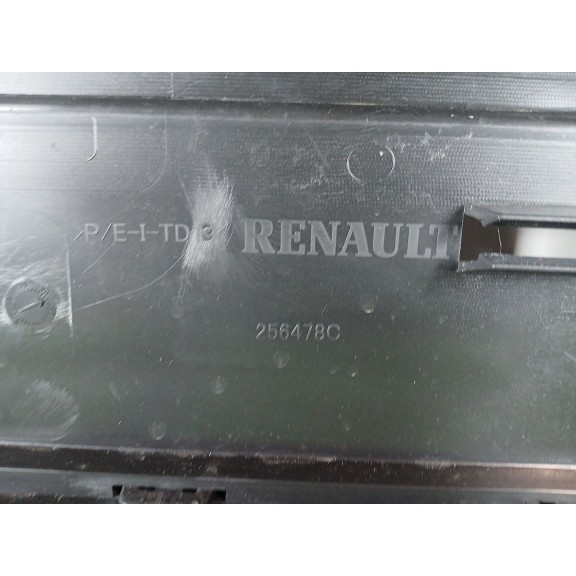 Recambio de paragolpes delantero para dacia sandero ambiance referencia OEM IAM 620226530r  