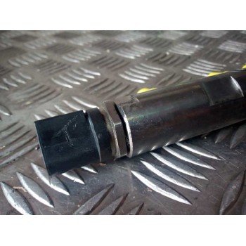 Recambio de rampa inyectora para bmw serie 1 berlina (e81/e87) 116d referencia OEM IAM 780912702  