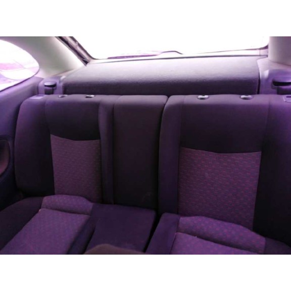 seat ibiza (6l1) del año 2002