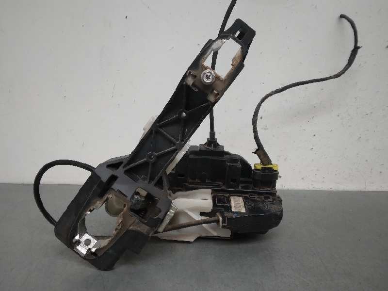 Recambio de cerradura puerta trasera derecha para kia cee´d emotion referencia OEM IAM 814201H000 4 CABLES 