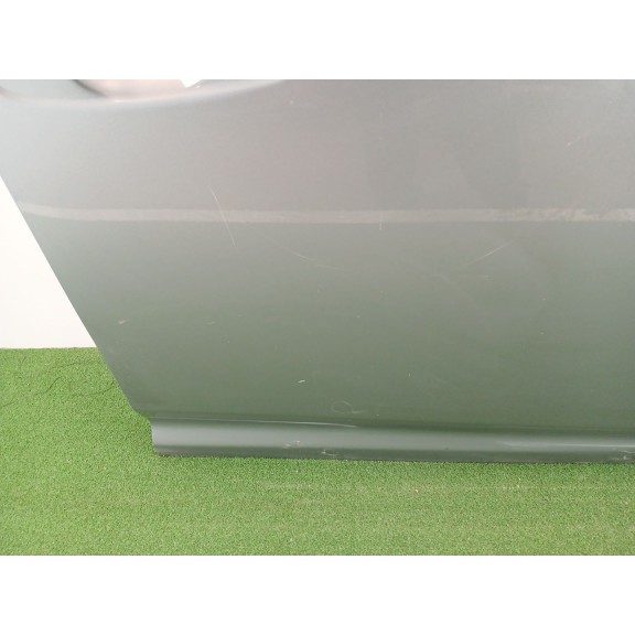 Recambio de puerta delantera derecha para toyota avensis touring sports advance referencia OEM IAM   