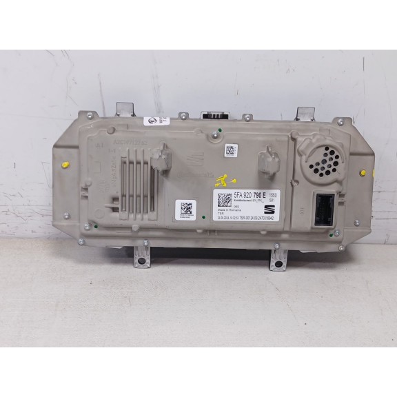 Recambio de cuadro instrumentos para seat leon sportstourer 1.5tsi referencia OEM IAM 5fa920790e  