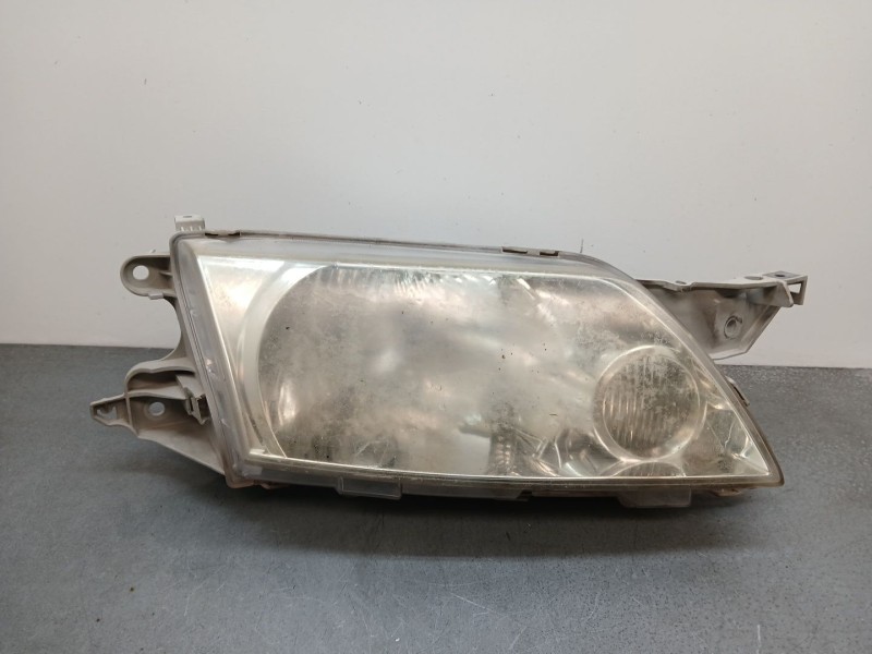 Recambio de faro derecho para mazda premacy (cp) 2.0 turbodiesel cat referencia OEM IAM   