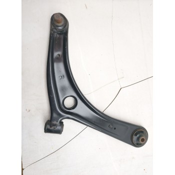 BRAZO SUSPENSION INFERIOR DELANTERO DERECHO 