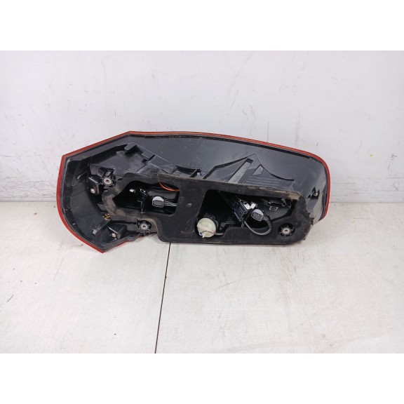 Recambio de piloto trasero izquierdo para citroën c4 picasso feel referencia OEM IAM 21023301l PEQUEÑAS GRIETAS 