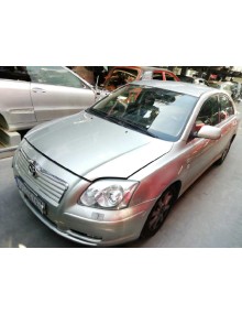 toyota avensis berlina (t25) del año 2004 2