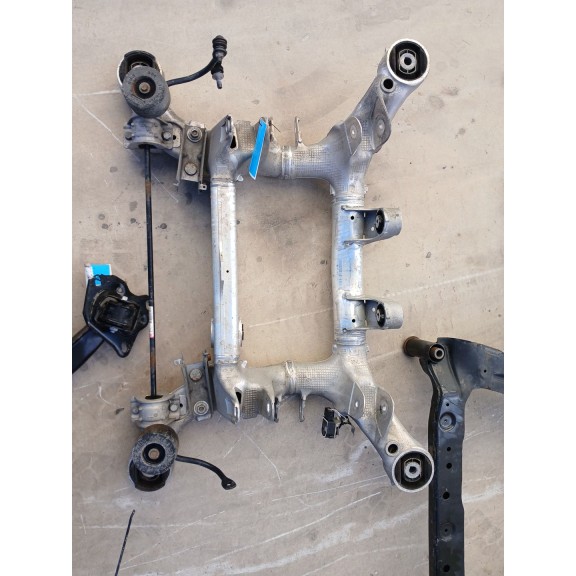 Recambio de puente trasero para bmw serie 5 lim. (f10) 2.0 turbodiesel referencia OEM IAM 6798545  