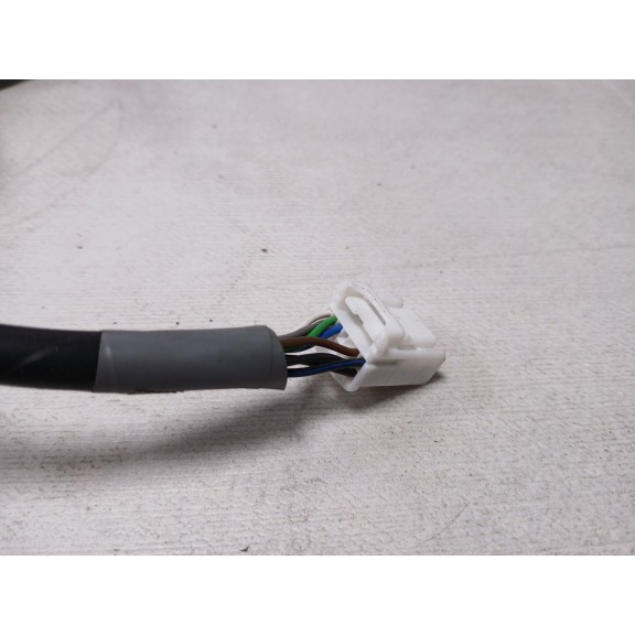 Recambio de retrovisor derecho para toyota avensis touring sports advance referencia OEM IAM  9 cables 