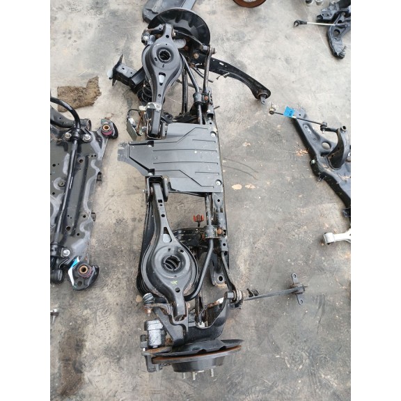 Recambio de puente trasero para ford kuga ii (dm2) 1.5 ecoboost referencia OEM IAM 1820611  