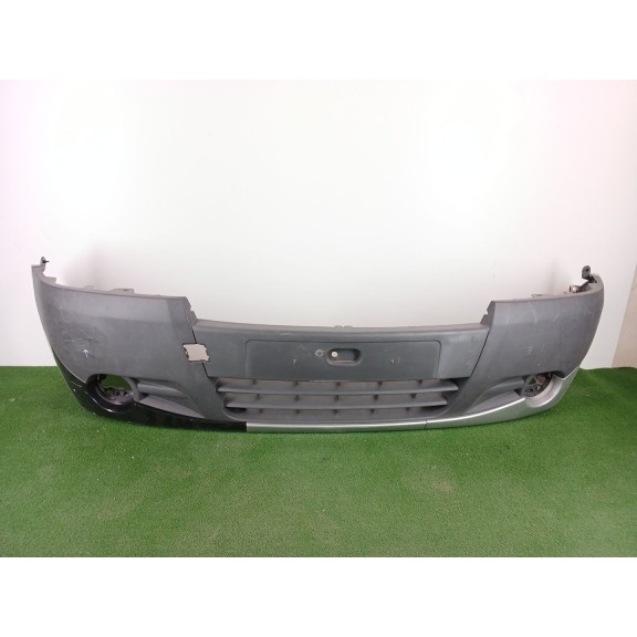Recambio de paragolpes delantero para renault trafic ii autobús (jl) 2.5 dci 115 referencia OEM IAM 620100308R  