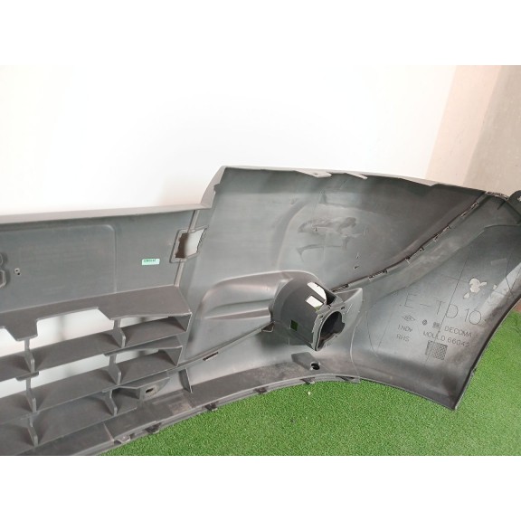 Recambio de paragolpes delantero para renault trafic ii autobús (jl) 2.5 dci 115 referencia OEM IAM 620100308R  