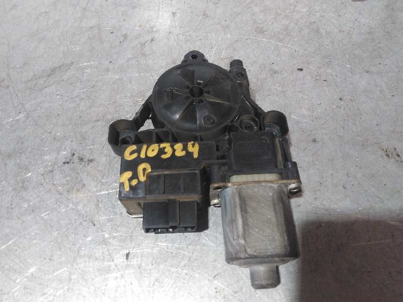 Recambio de motor elevalunas trasero derecho para seat leon st (5f8) reference plus referencia OEM IAM E850202032  