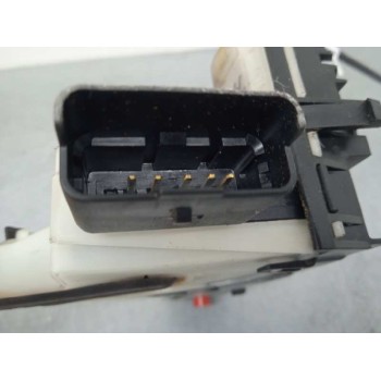 Recambio de cerradura puerta trasera izquierda para peugeot 208 1.6 blue-hdi fap referencia OEM IAM 9812501280 40737192 5 PINS