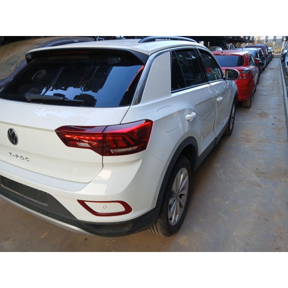 volkswagen t-roc (a11, d11) del año 2024