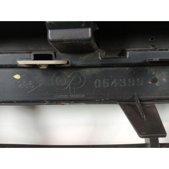 Recambio de paragolpes delantero para renault captur i (j5_, h5_) 1.2 tce (j5au) referencia OEM IAM 620269604R  620227019R