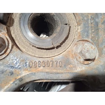 Recambio de mangueta delantera izquierda para volvo xc90 2.4 diesel cat referencia OEM IAM 08630770  