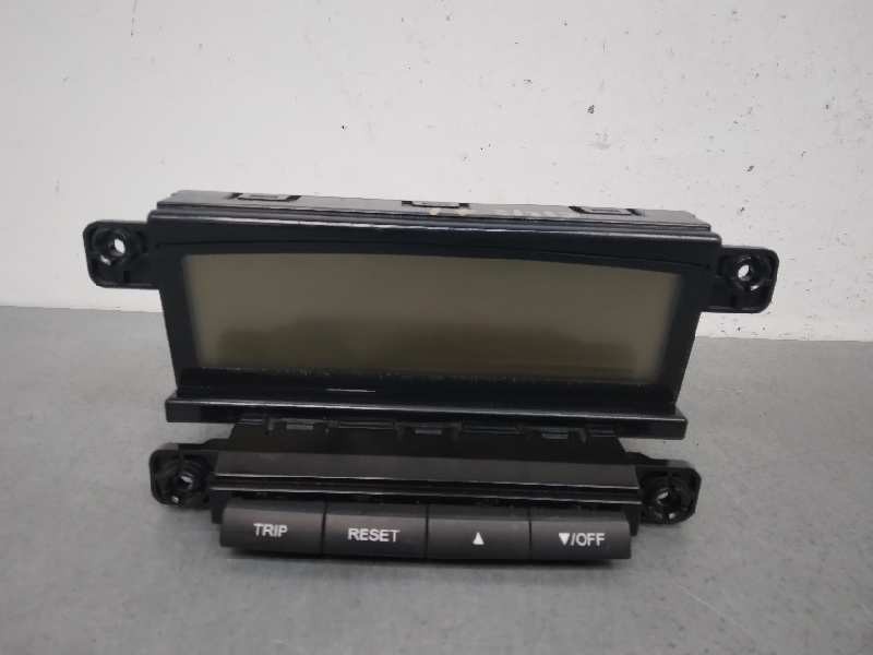 Recambio de display para kia cee´d emotion referencia OEM IAM 957101H100  
