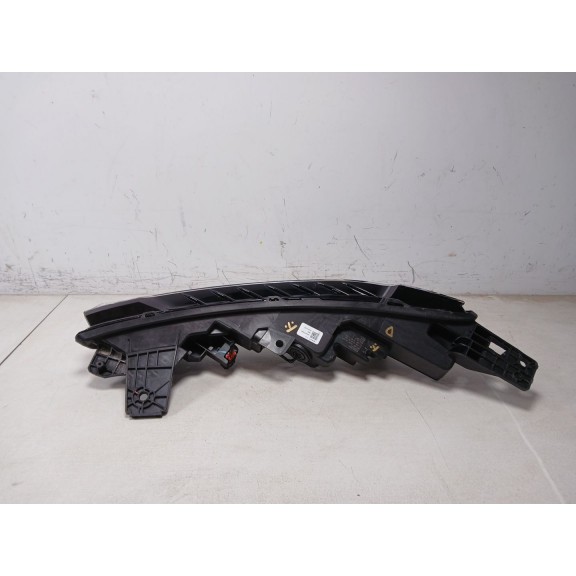 Recambio de faro derecho para omoda 5 referencia OEM IAM 605000726aa  
