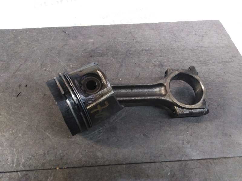 Recambio de piston para renault megane ii familiar authentique referencia OEM IAM F9Q804  
