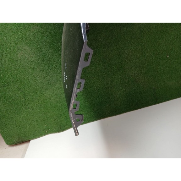 Recambio de paragolpes delantero para audi a1 sportback (gba) 25 tfsi referencia OEM IAM 82A807437A 82a853653b 82a853651