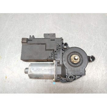Recambio de motor elevalunas delantero derecho para peugeot 307 cc (3b) 2.0 16v referencia OEM IAM 9651734780  