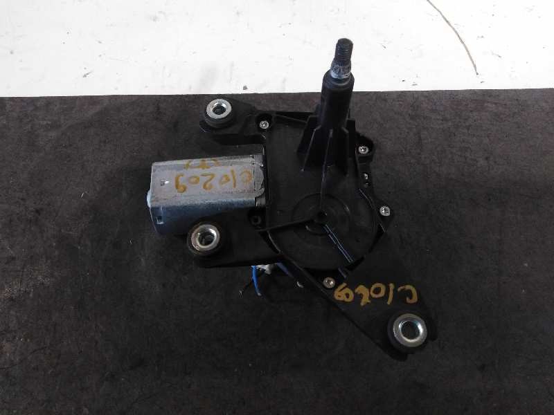 Recambio de motor limpia trasero para renault clio iii expression referencia OEM IAM 8200311486  