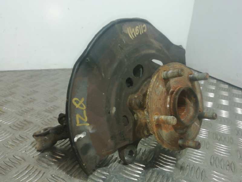 Recambio de mangueta delantera izquierda para toyota auris 1.4 turbodiesel cat referencia OEM IAM  5 TORNILLOS ABS