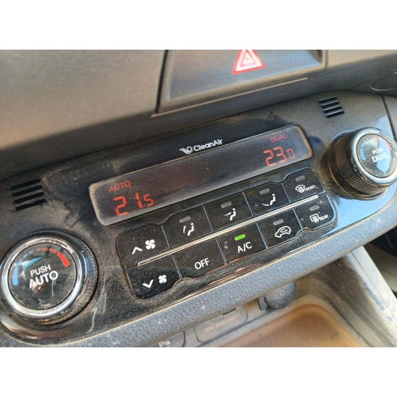 Recambio de mando climatizador para kia sportage iii (sl) 1.7 crdi referencia OEM IAM   