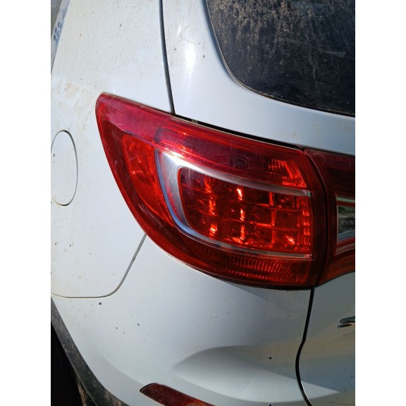 Recambio de piloto trasero izquierdo para kia sportage iii (sl) 1.7 crdi referencia OEM IAM   