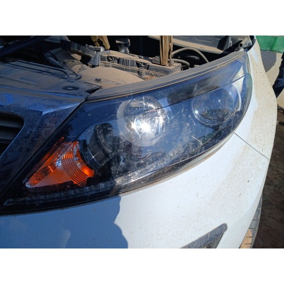 Recambio de faro izquierdo para kia sportage iii (sl) 1.7 crdi referencia OEM IAM   