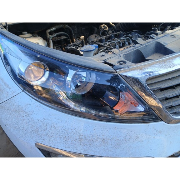 Recambio de faro derecho para kia sportage iii (sl) 1.7 crdi referencia OEM IAM   