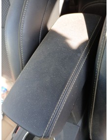 Recambio de apoyabrazos central para renault arkana i (lcm_, ldn_) 1.3 tce 140 (ldn0) referencia OEM IAM   