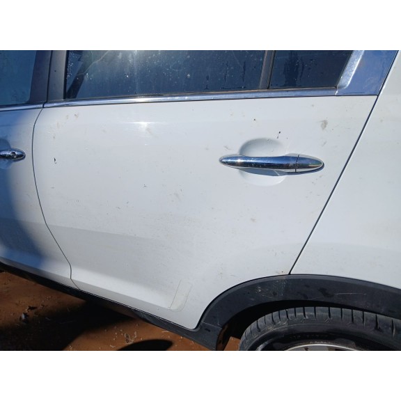 Recambio de puerta trasera izquierda para kia sportage iii (sl) 1.7 crdi referencia OEM IAM   