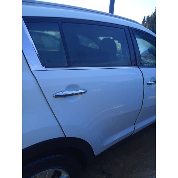 Recambio de puerta trasera derecha para kia sportage iii (sl) 1.7 crdi referencia OEM IAM   