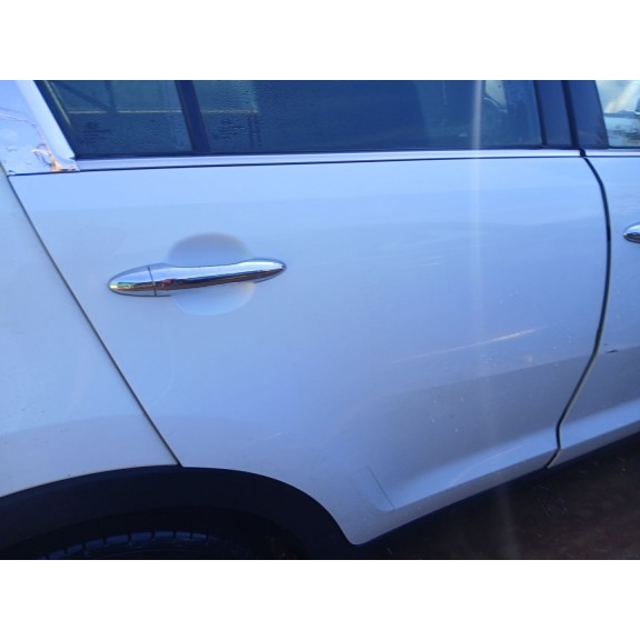 Recambio de puerta trasera derecha para kia sportage iii (sl) 1.7 crdi referencia OEM IAM   