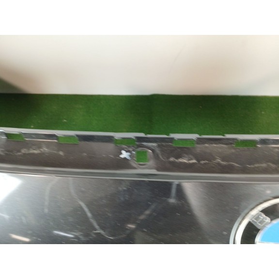 Recambio de paragolpes delantero para bmw 5 (f10) 530 d xdrive referencia OEM IAM 784704404  