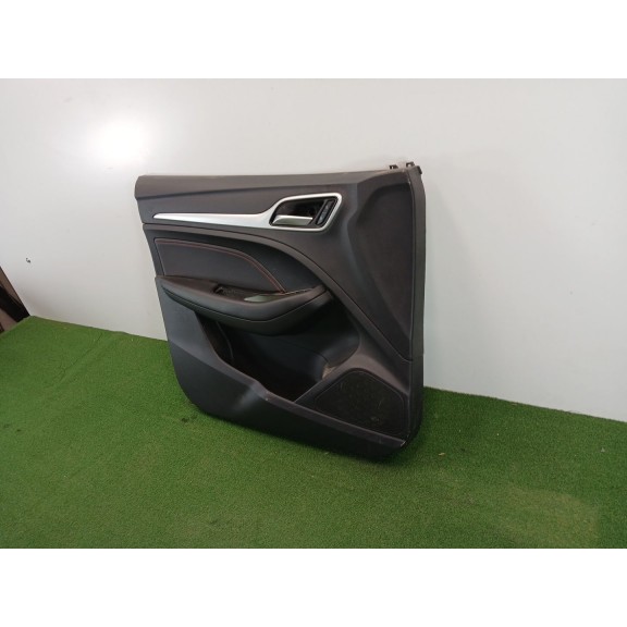 Recambio de guarnecido puerta delantera izquierda para mg mg zs suv 1.5 vti referencia OEM IAM   