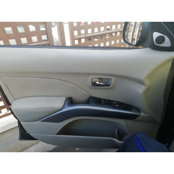 mitsubishi outlander (cw0) del año 2007