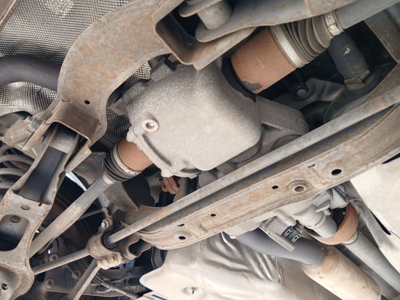 Recambio de diferencial trasero para ford kuga i 2.5 4x4 referencia OEM IAM 9V4N4N053BC  