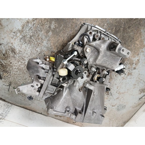 Recambio de caja cambios para peugeot rifter 1.5 bluehdi 130 referencia OEM IAM 20MB46 B manual 6v 40.000KM