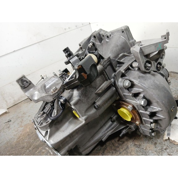 Recambio de caja cambios para peugeot rifter 1.5 bluehdi 130 referencia OEM IAM 20MB46 B manual 6v 40.000KM