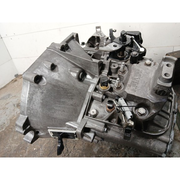 Recambio de caja cambios para peugeot rifter 1.5 bluehdi 130 referencia OEM IAM 20MB46 B manual 6v 40.000KM