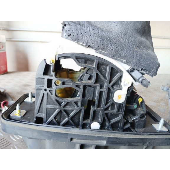 Recambio de palanca cambio para audi a6 berlina (4f2) 3.0 tdi quattro (165kw) referencia OEM IAM 4F0713081A  